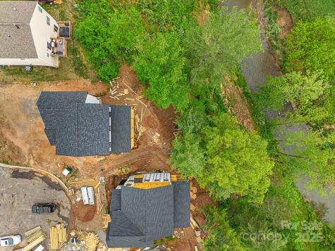 920 Newport Court Asheville NC 28806