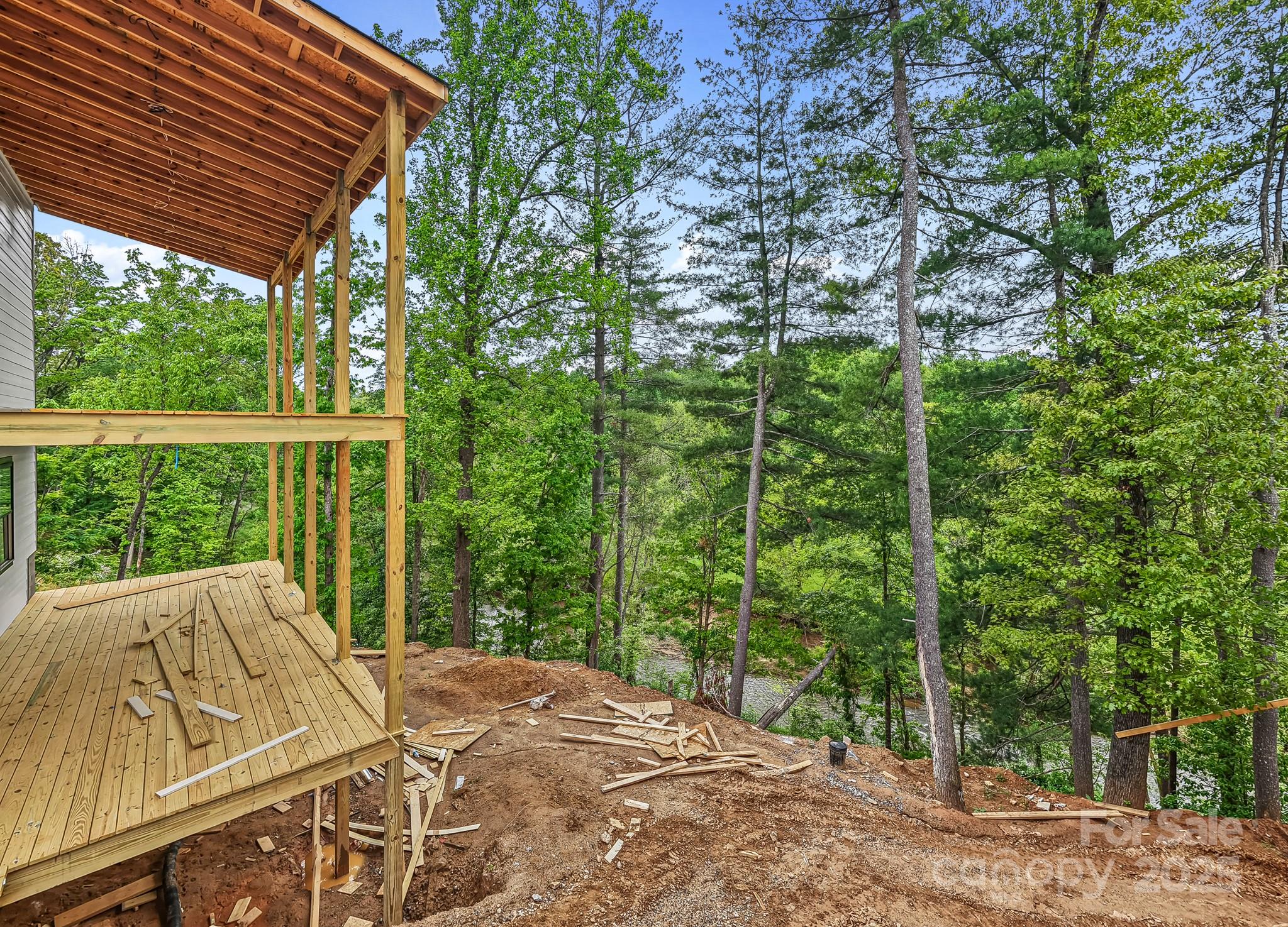 920 Newport Court Asheville NC 28806