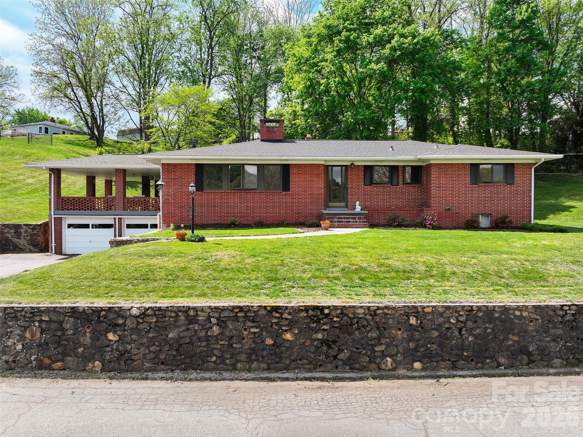 55 Boydston Street Canton NC 28716