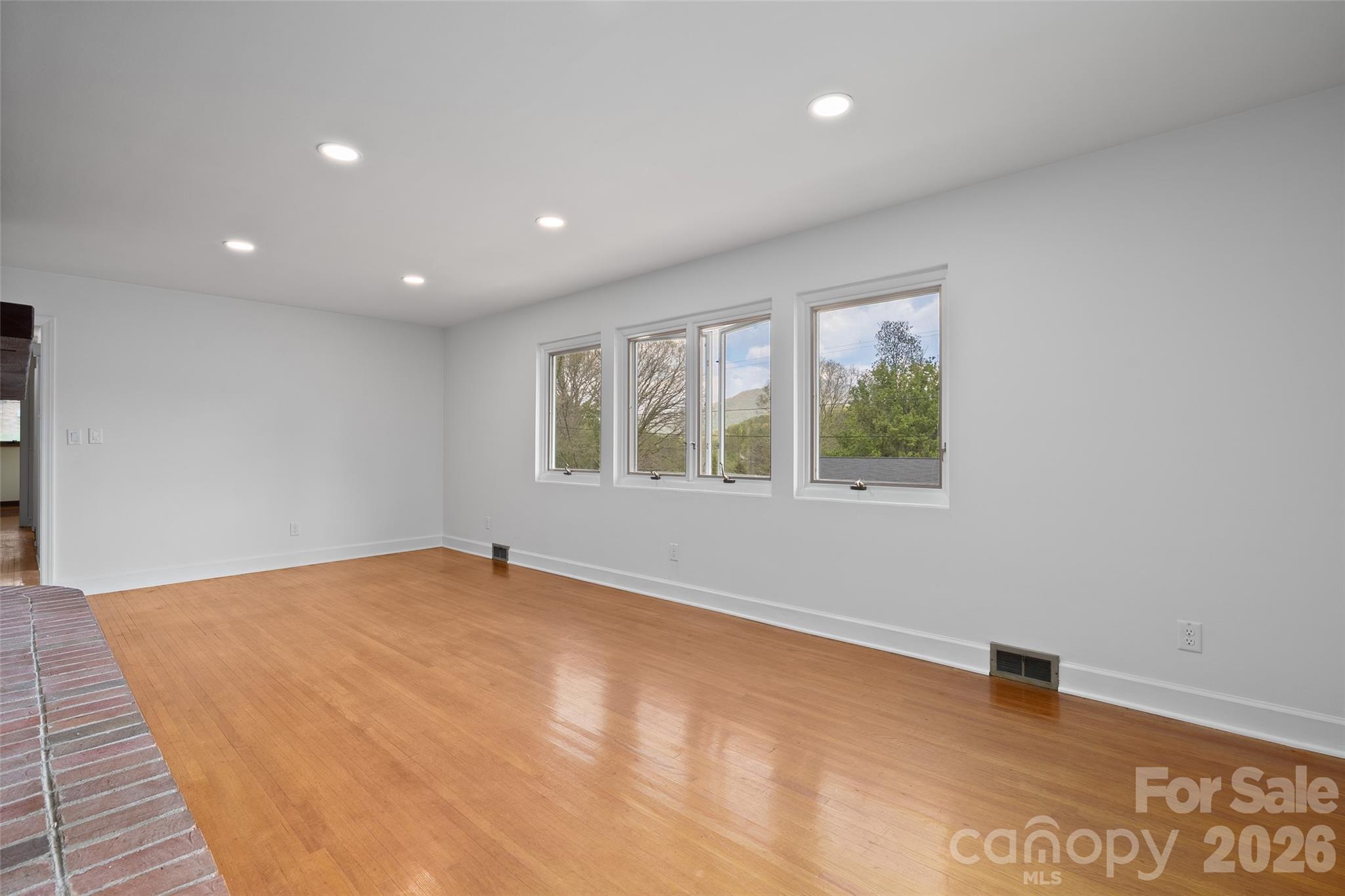 55 Boydston Street Canton NC 28716