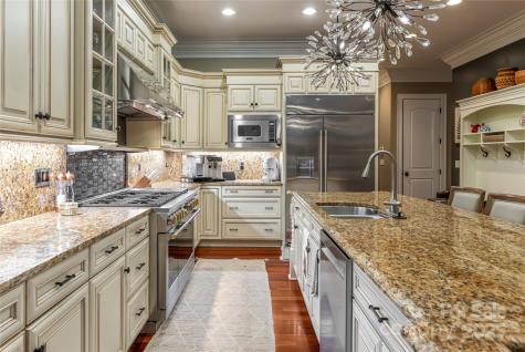 413 Barrington Drive Asheville NC 28803