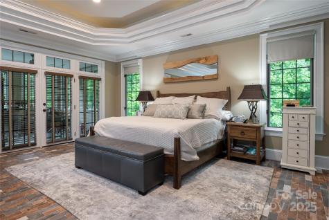 413 Barrington Drive Asheville NC 28803