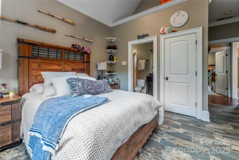 413 Barrington Drive Asheville NC 28803