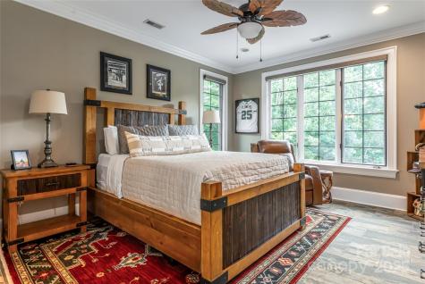 413 Barrington Drive Asheville NC 28803