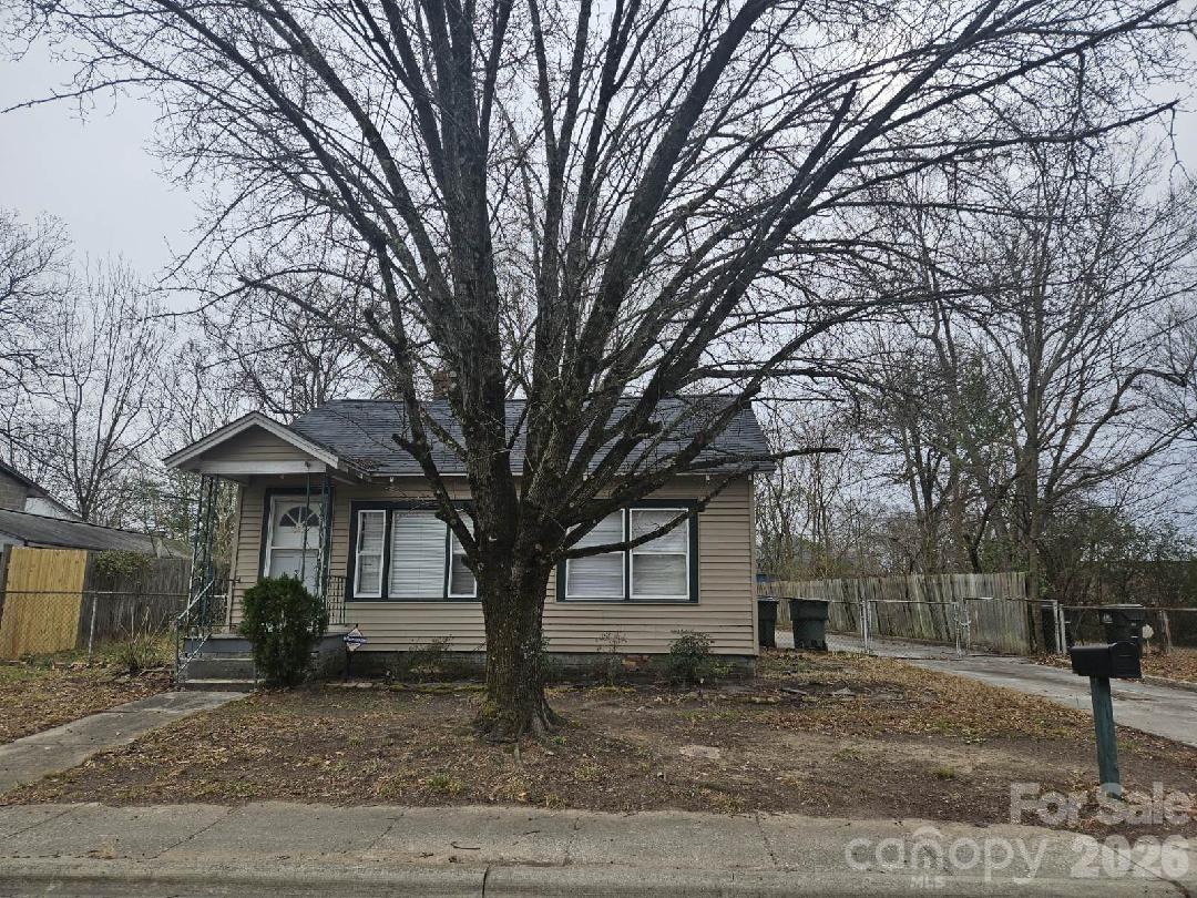 1025 Gaston Avenue Gastonia NC 28052