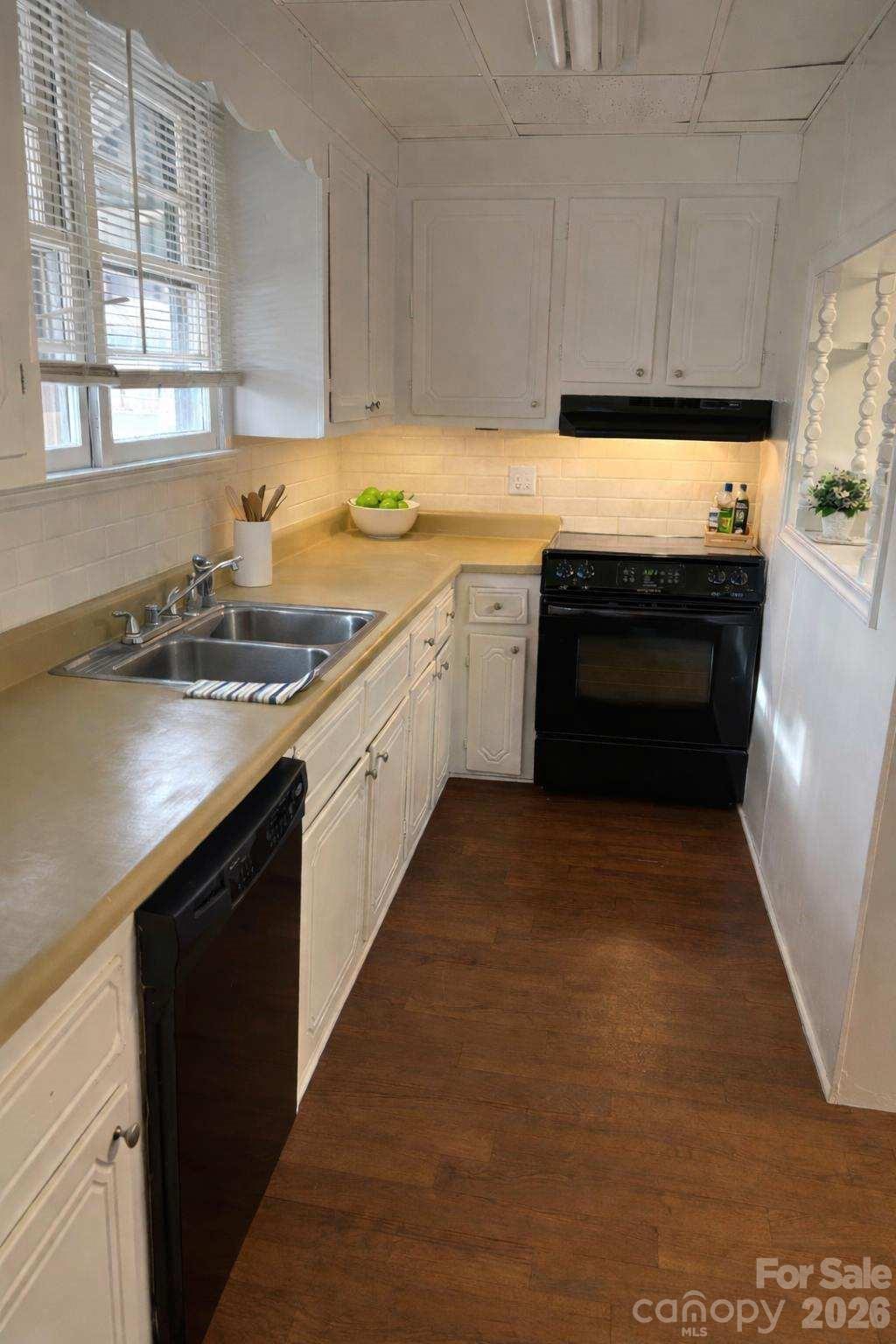 1025 Gaston Avenue Gastonia NC 28052