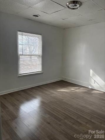 1025 Gaston Avenue Gastonia NC 28052