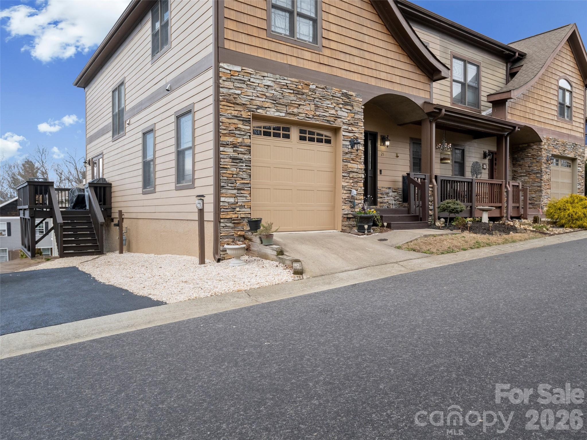 21 Jeff Drive Asheville NC 28806