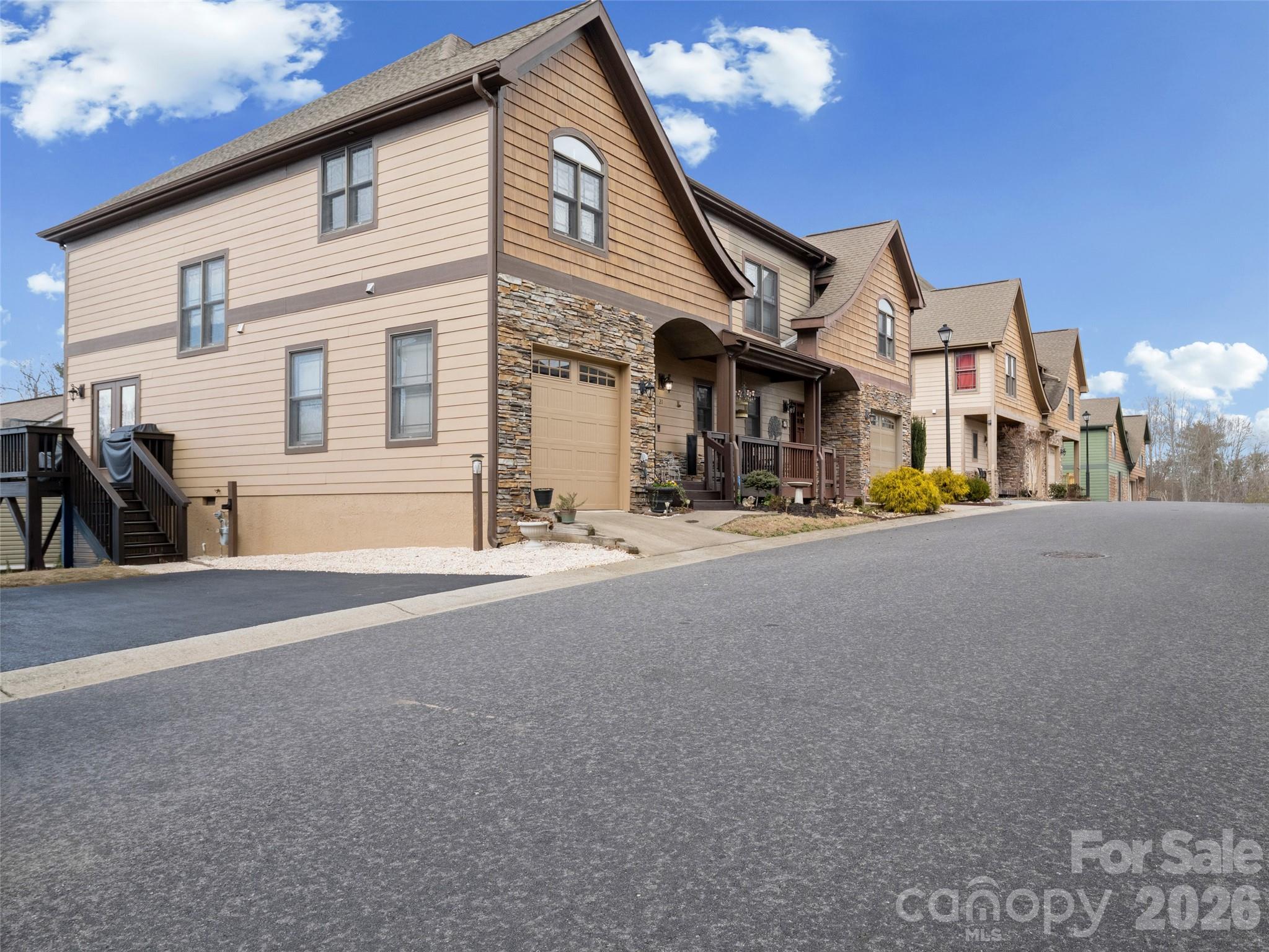 21 Jeff Drive Asheville NC 28806