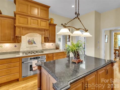 149 Cardinal Lane Waynesville NC 28786