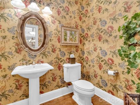 149 Cardinal Lane Waynesville NC 28786