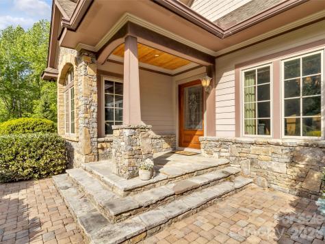 149 Cardinal Lane Waynesville NC 28786