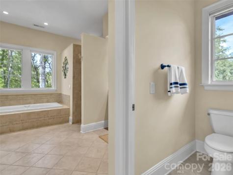 149 Cardinal Lane Waynesville NC 28786