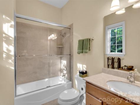 149 Cardinal Lane Waynesville NC 28786