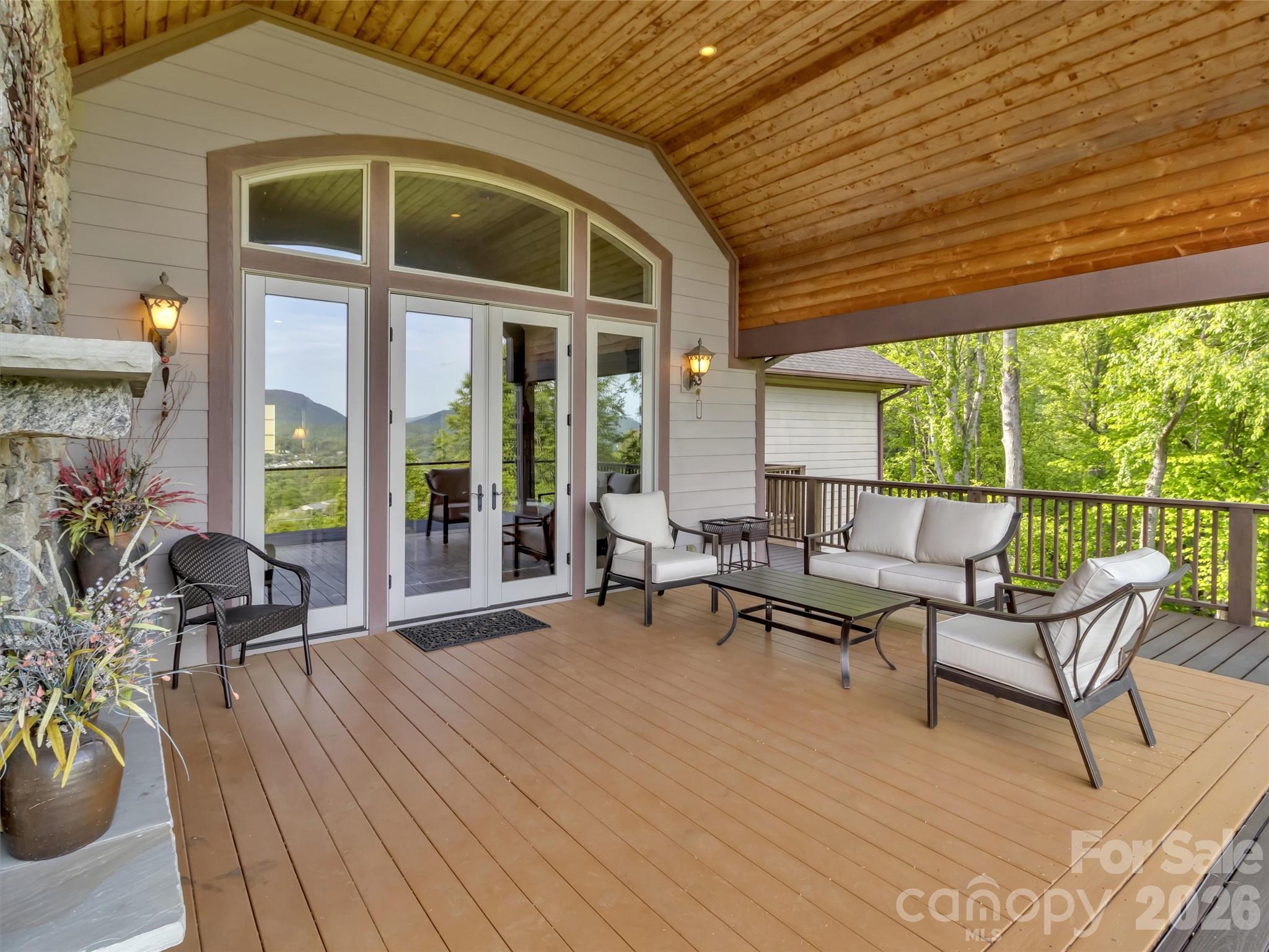 149 Cardinal Lane Waynesville NC 28786