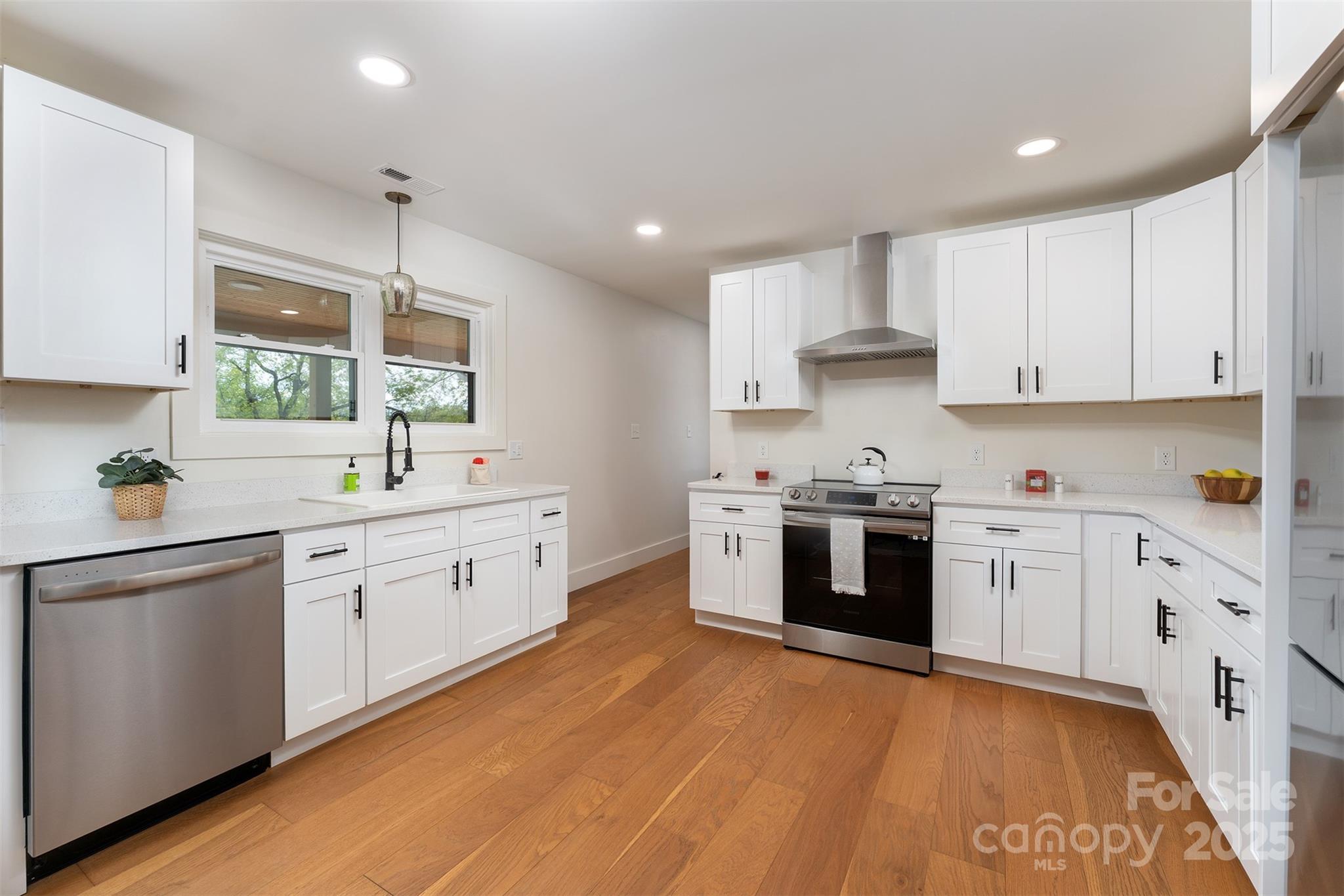 75 Panorama Drive Asheville NC 28806