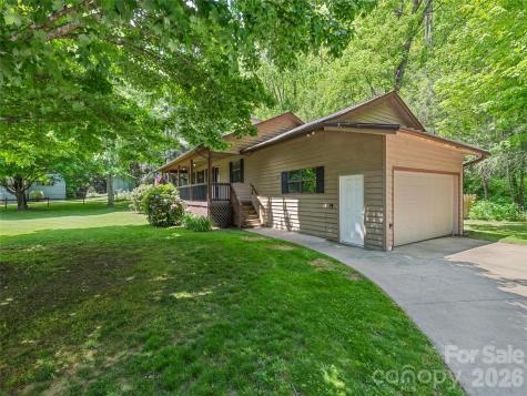 165 Clearwater Drive Waynesville NC 28785