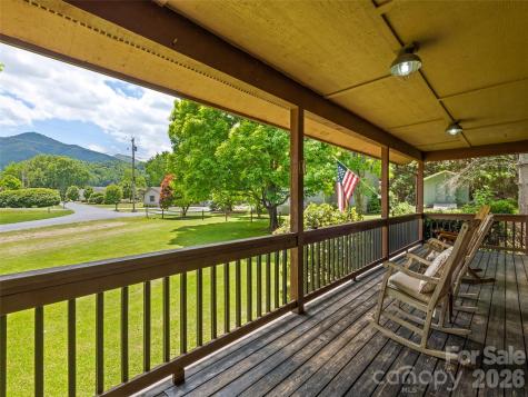 165 Clearwater Drive Waynesville NC 28785