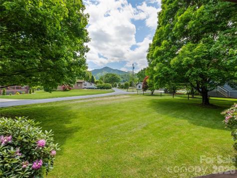165 Clearwater Drive Waynesville NC 28785