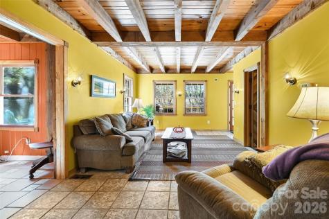 24 Wood Lake Drive Fairview NC 28730