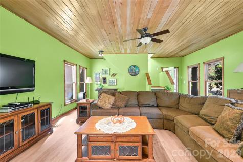 24 Wood Lake Drive Fairview NC 28730