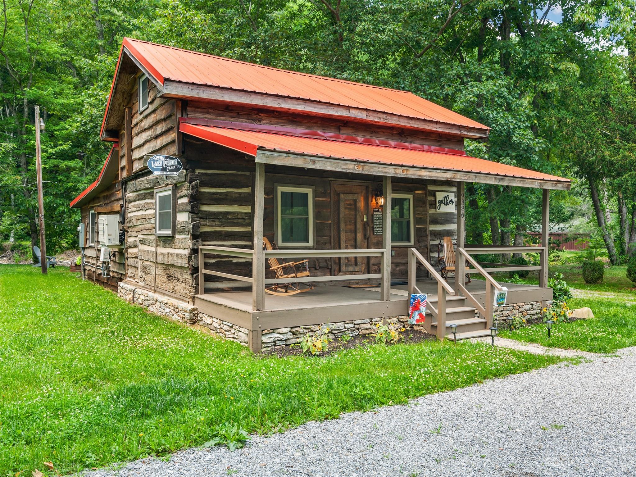 9386 Cruso Road, Canton NC Real Estate Listing MLS Car4045215