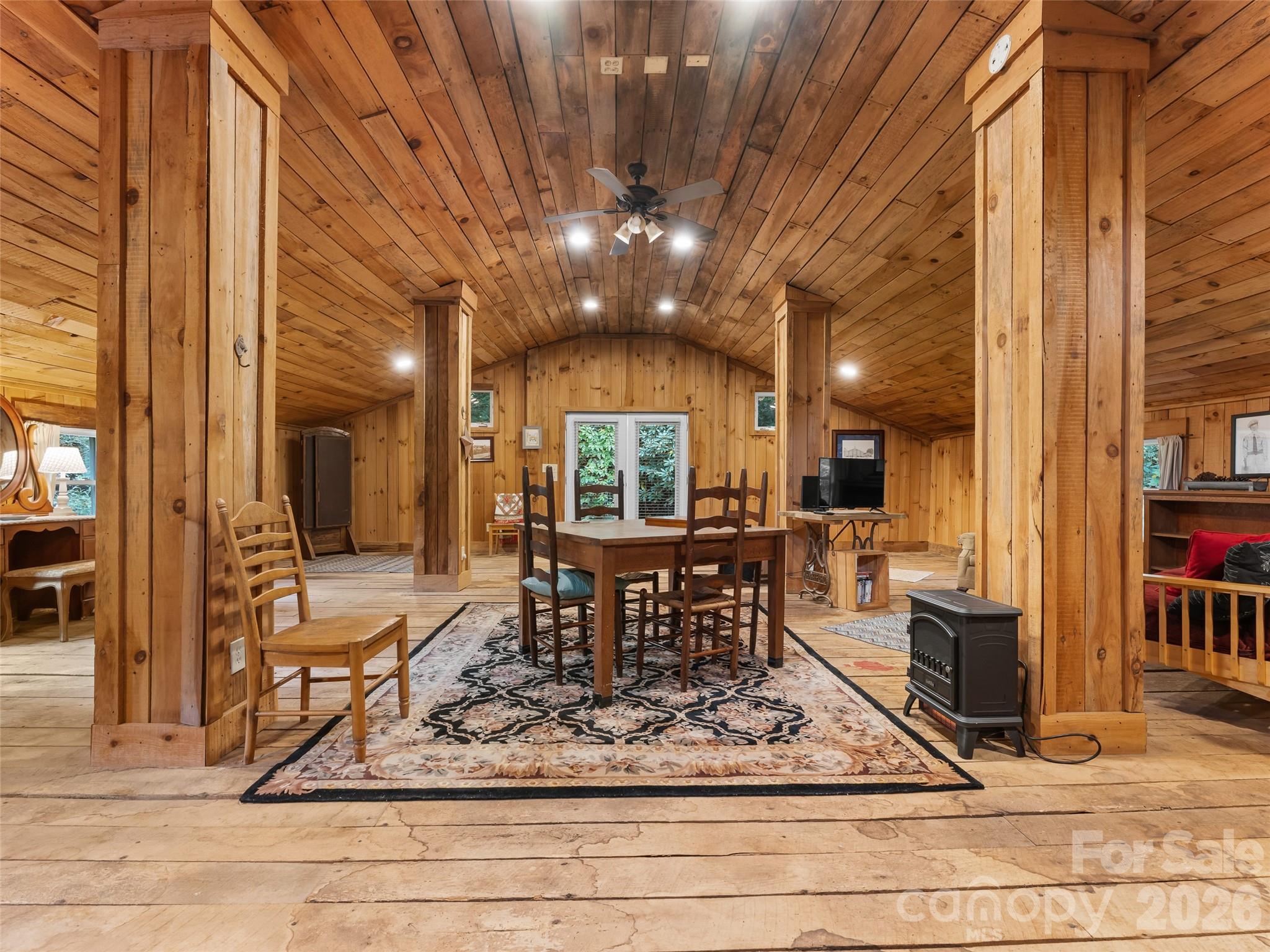 645 W Fork Creek Road Saluda NC 28773