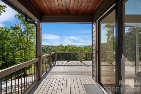 96 Crystal Lake Drive Hendersonville NC 28739
