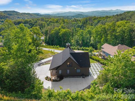 96 Crystal Lake Drive Hendersonville NC 28739