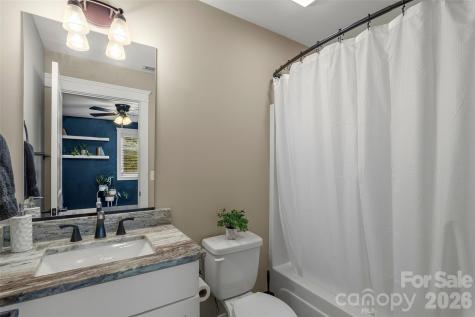 21 Wood Path Lane Arden NC 28704