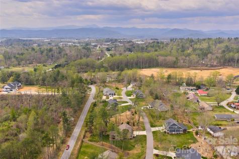 21 Wood Path Lane Arden NC 28704