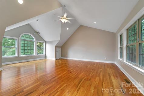 16 Uloque Court Brevard NC 28712
