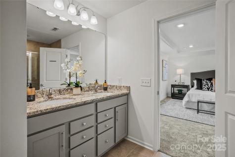 5924 Chumbley Point Road Charlotte NC 28215