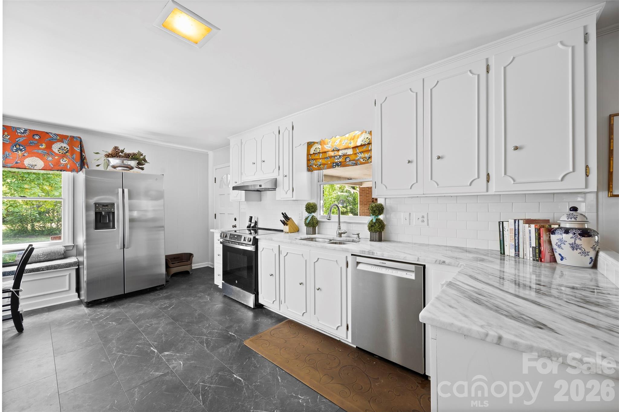 208 S Dixie Street Cherryville NC 28021