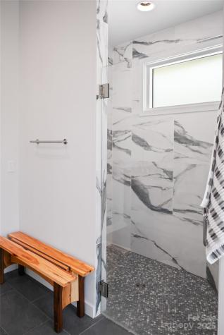 26 Hickory Top Lane Asheville NC 28805