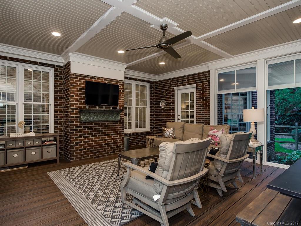 10318 Riesling Court Charlotte NC 28277
