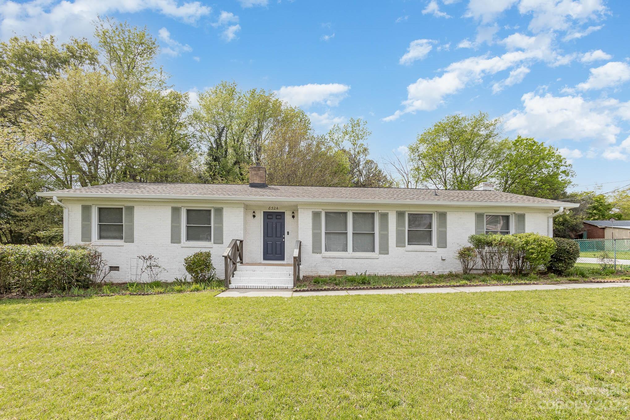 8524 Sharonbrook Drive Charlotte NC 28210