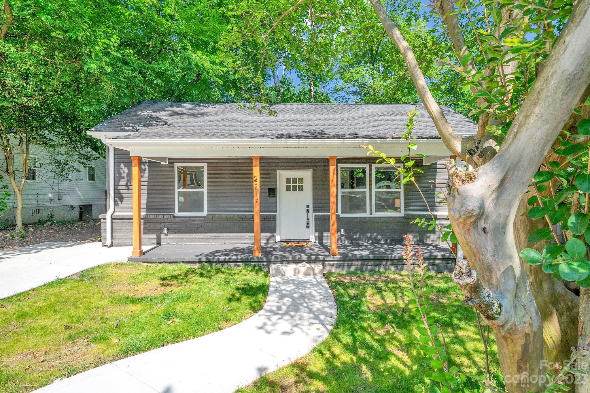 2217 Kennesaw Drive Charlotte NC 28216
