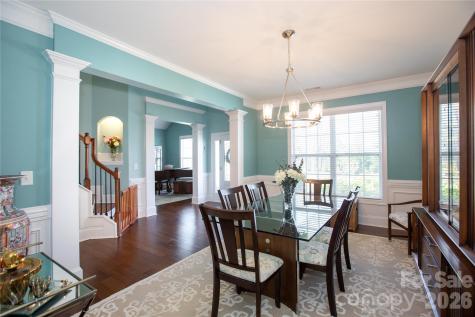 10861 Parkhall Drive Harrisburg NC 28075