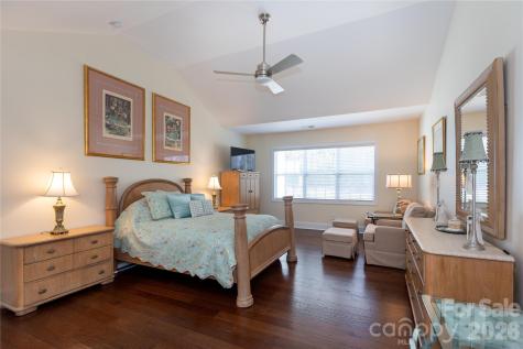 10861 Parkhall Drive Harrisburg NC 28075