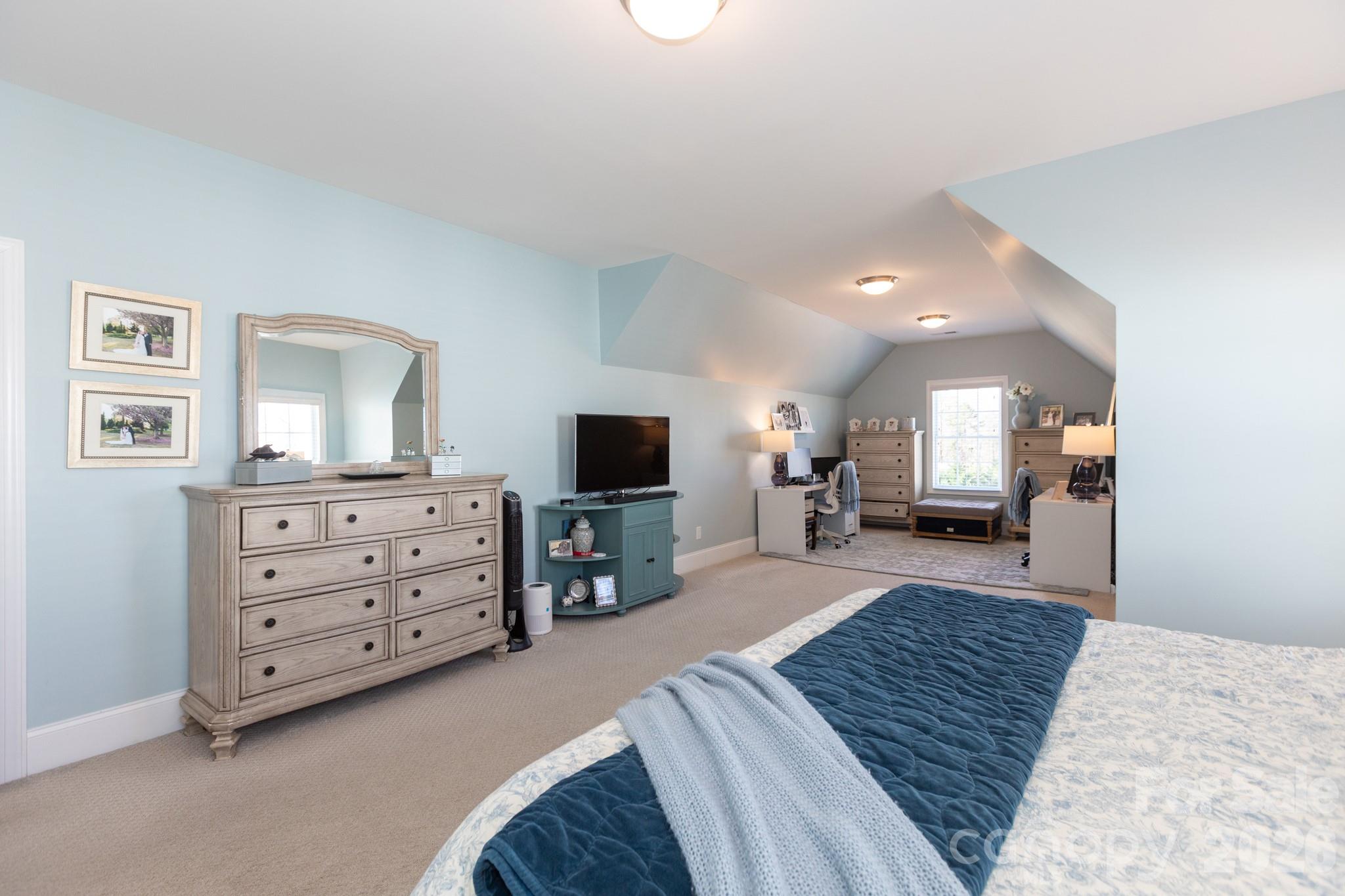 10861 Parkhall Drive Harrisburg NC 28075