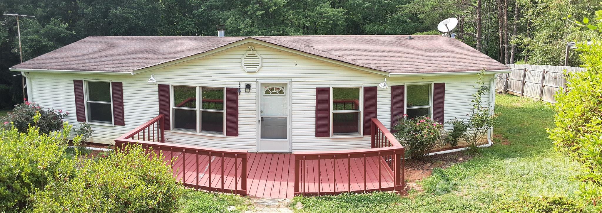 7295 Honeysuckle Drive Hickory NC 28602