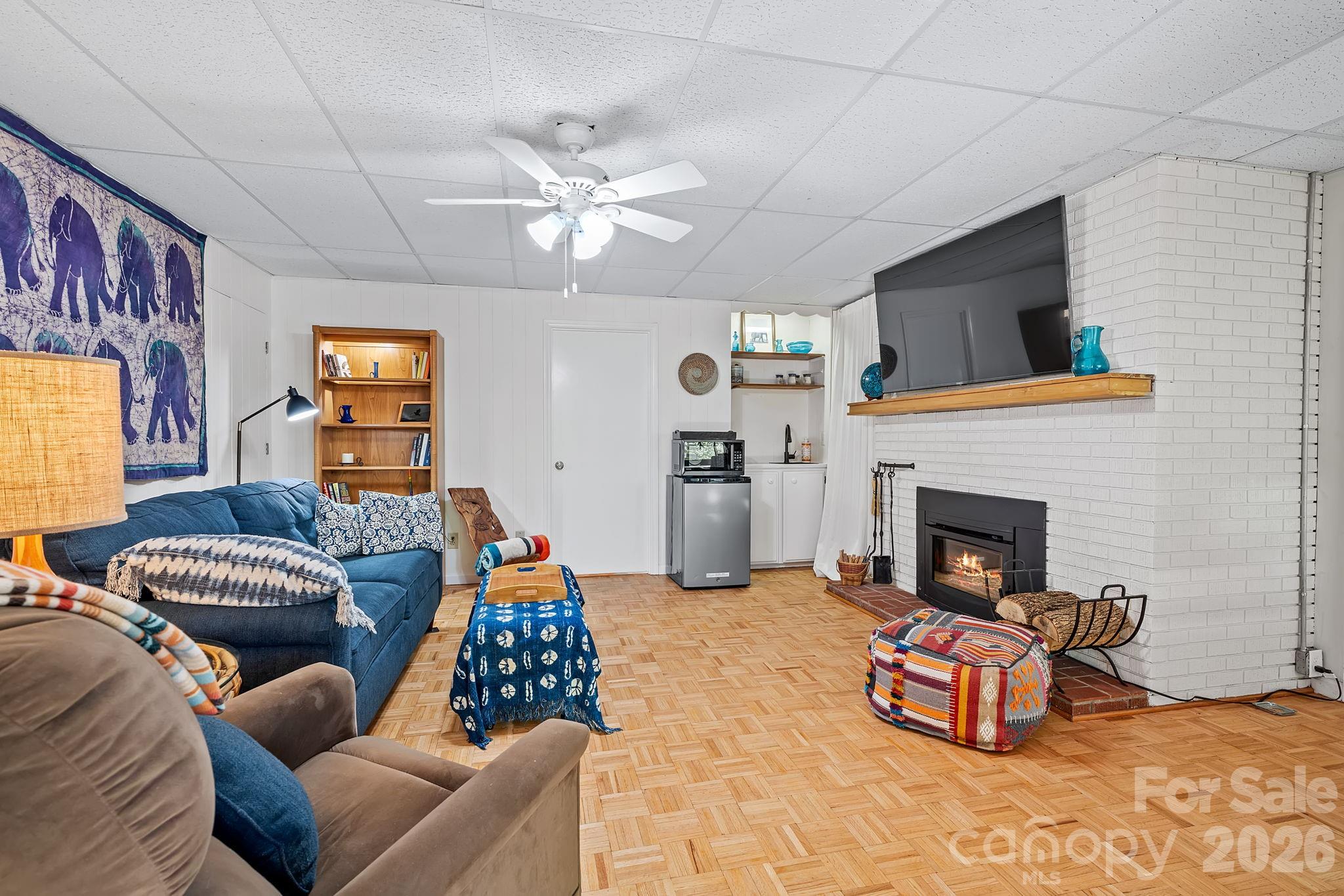 52 Mark Twain Road Asheville NC 28805