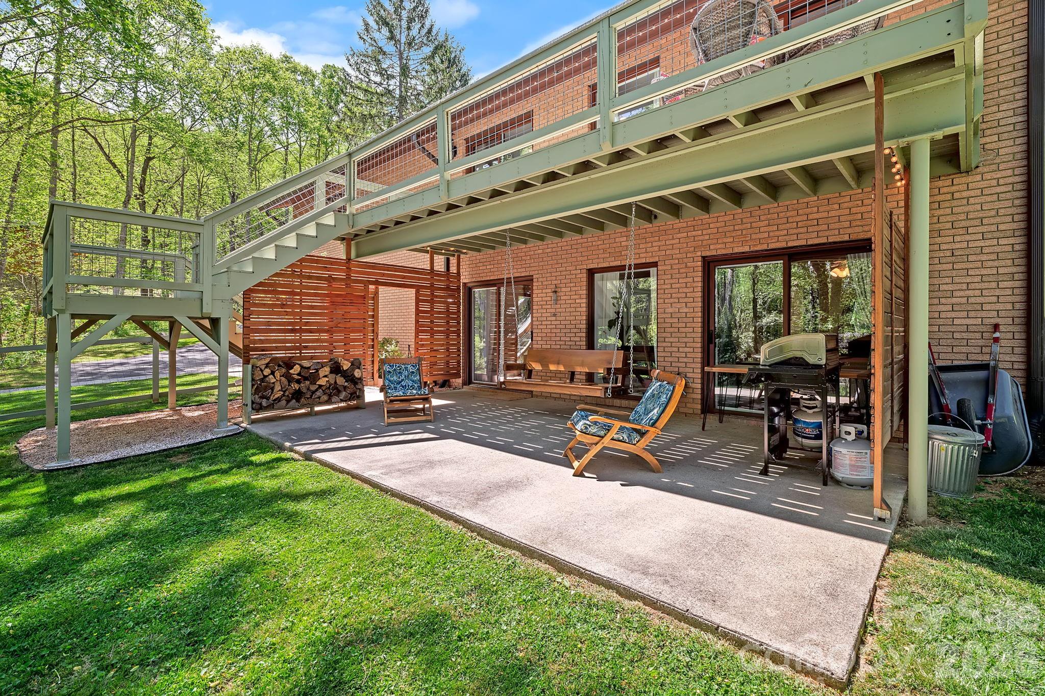 52 Mark Twain Road Asheville NC 28805