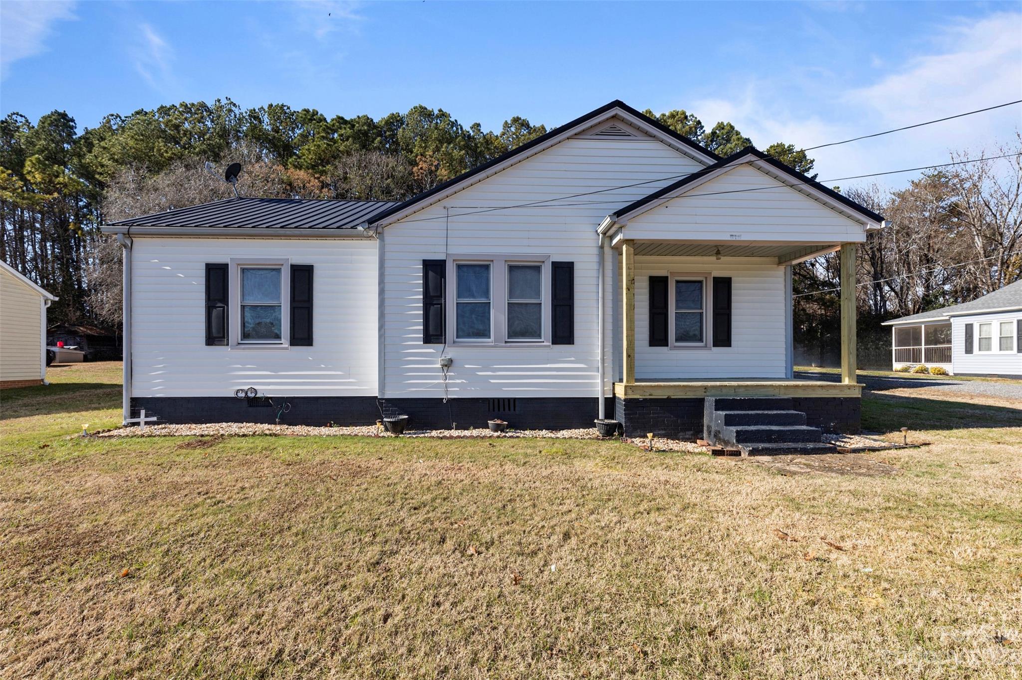 816 Baker Street Statesville NC 28677