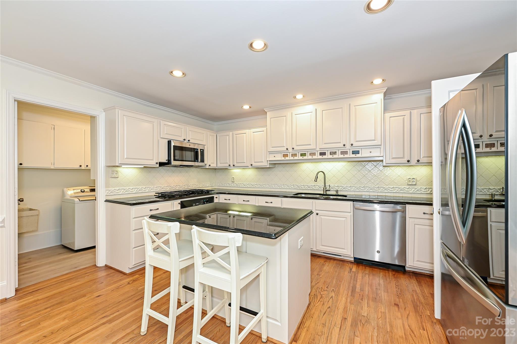 2542 Valencia Terrace Charlotte NC 28226