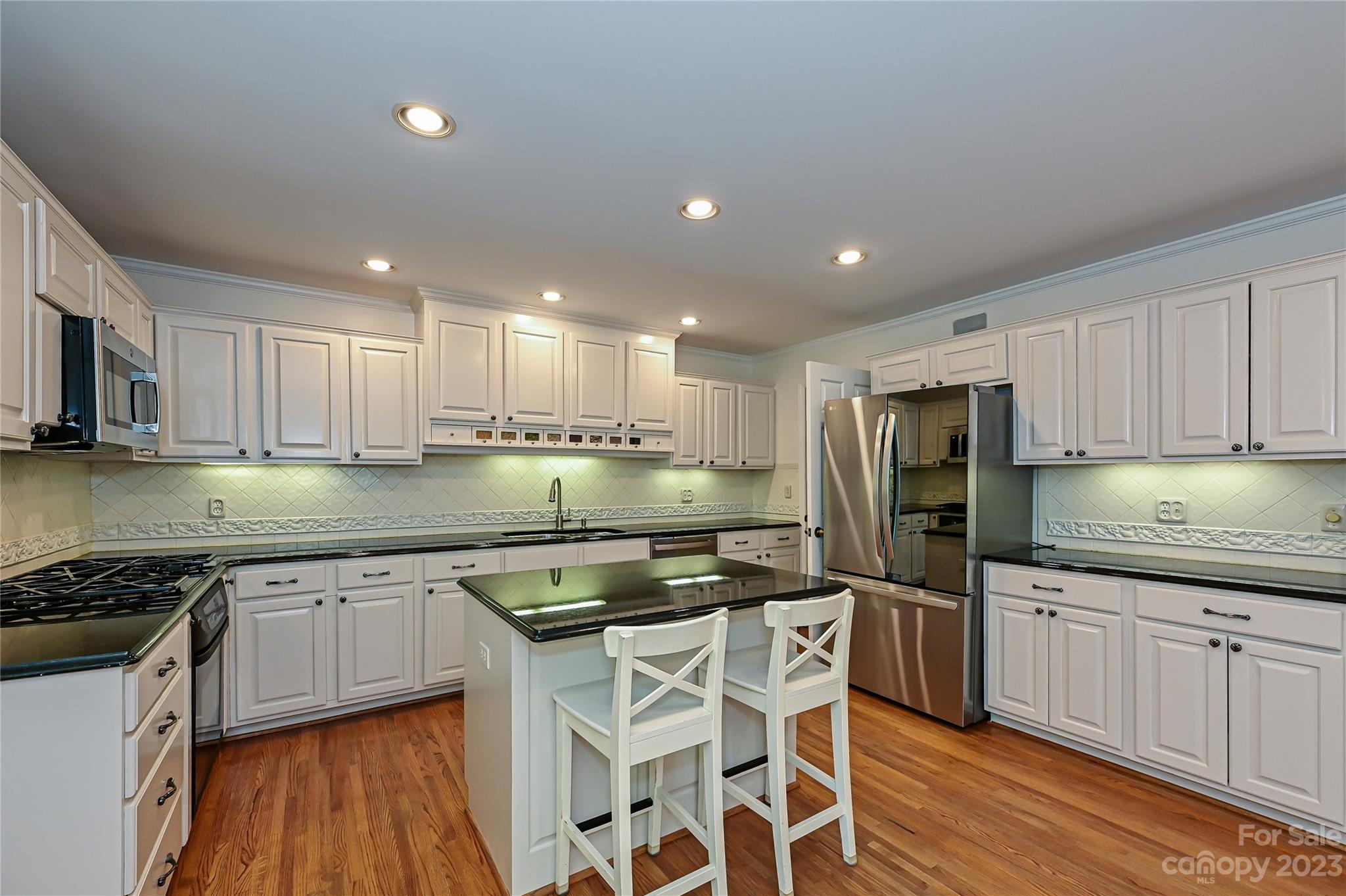 2542 Valencia Terrace Charlotte NC 28226
