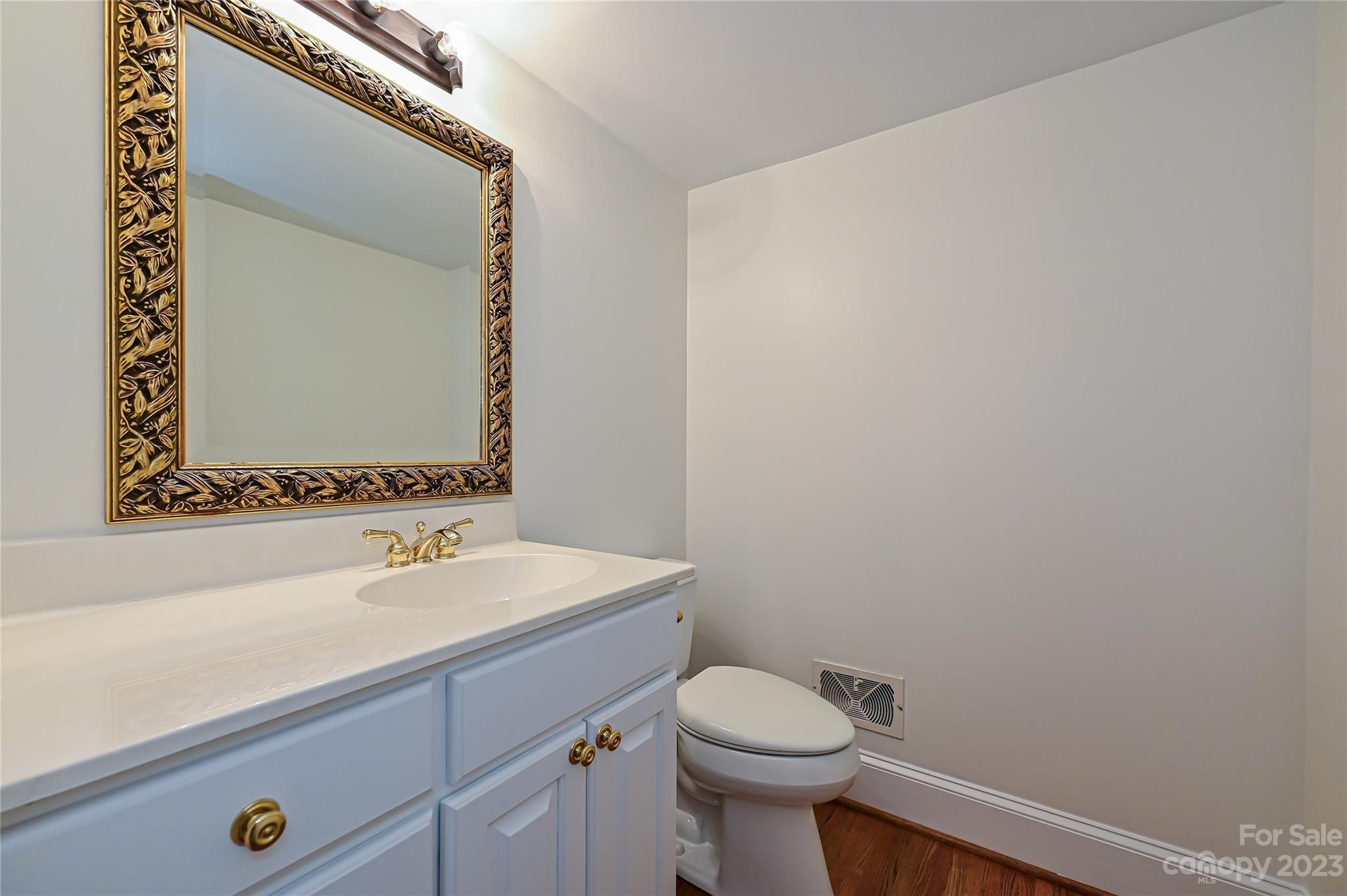 2542 Valencia Terrace Charlotte NC 28226