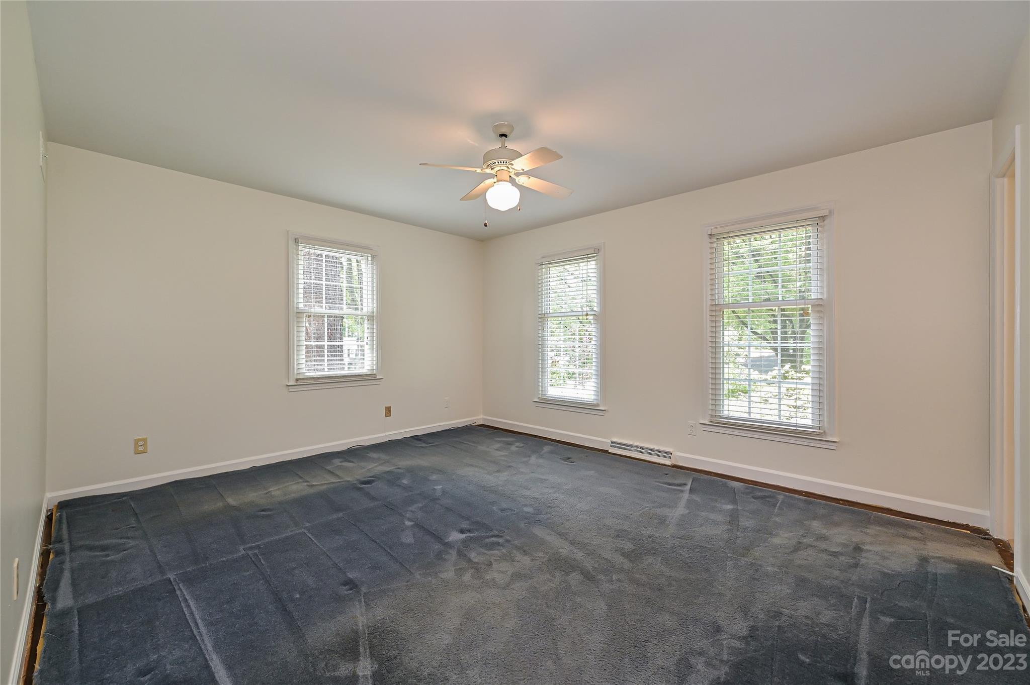 2542 Valencia Terrace Charlotte NC 28226