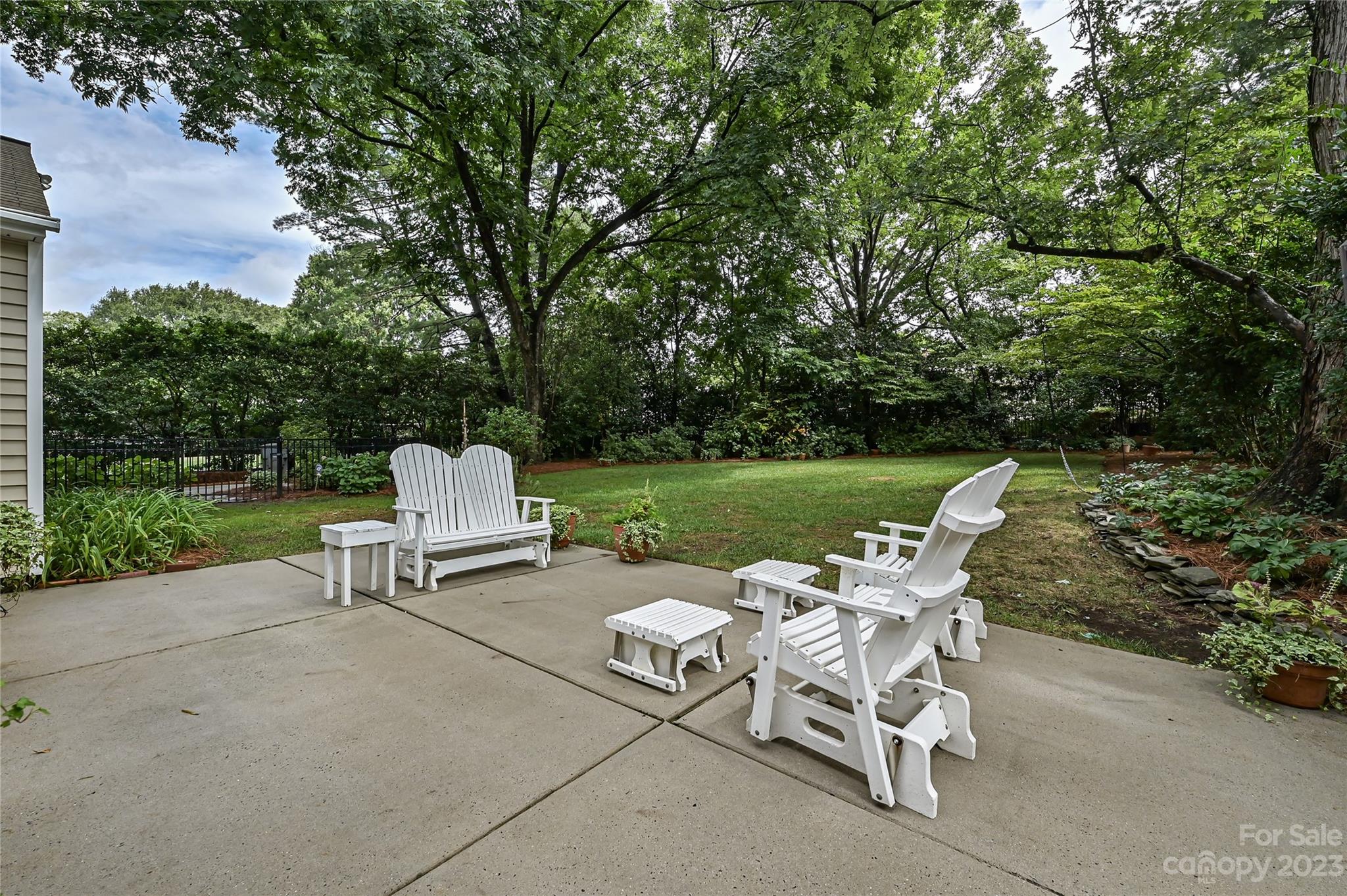 2542 Valencia Terrace Charlotte NC 28226